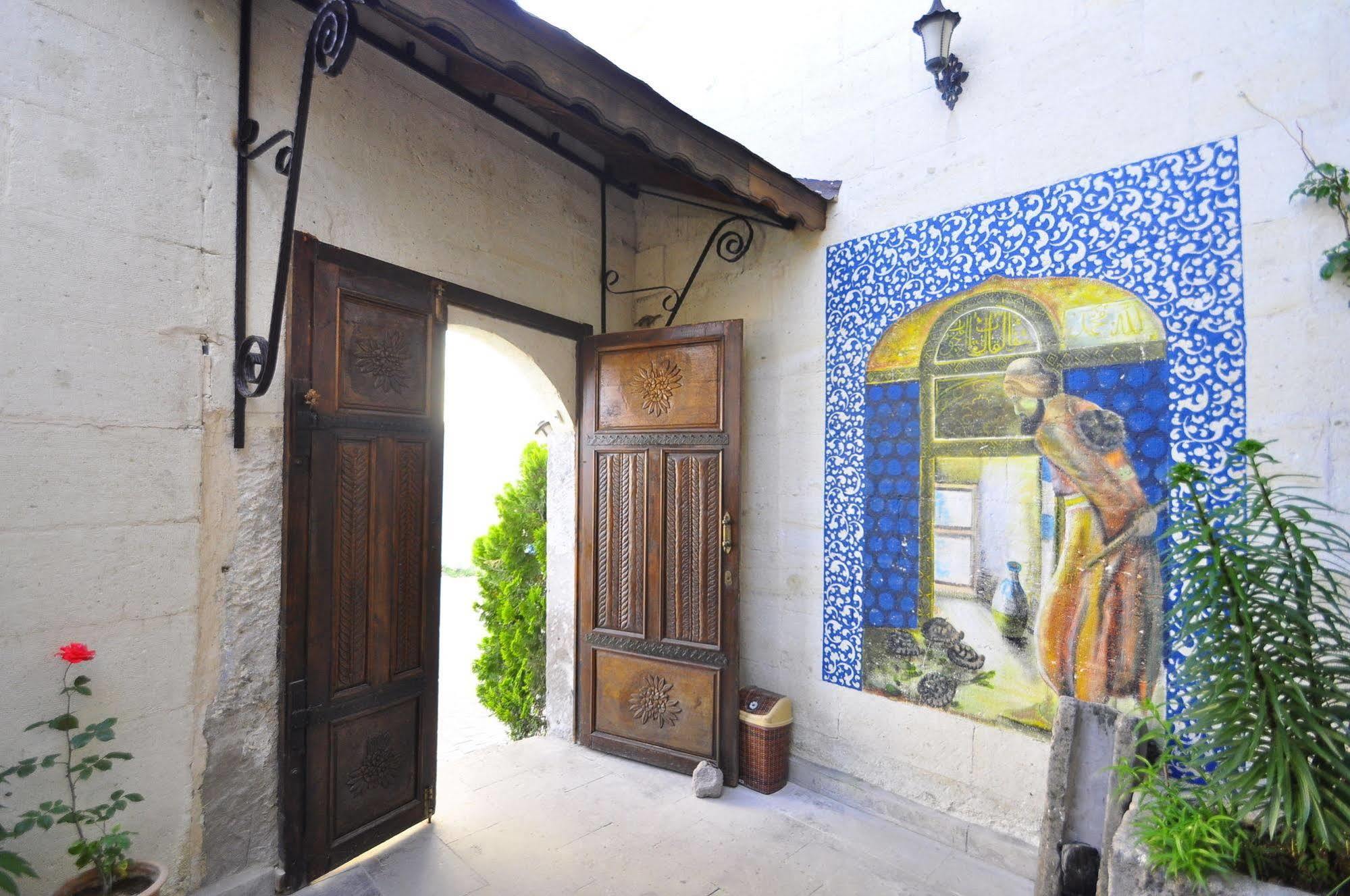 Мини-отель Kismet Cave House